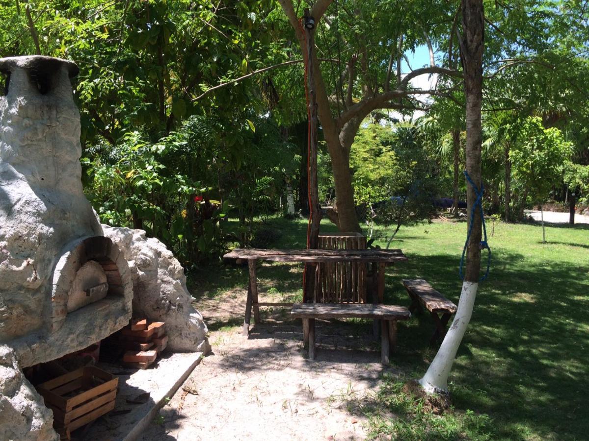 Chez Gigi - Eco Lodge Mahahual Buitenkant foto