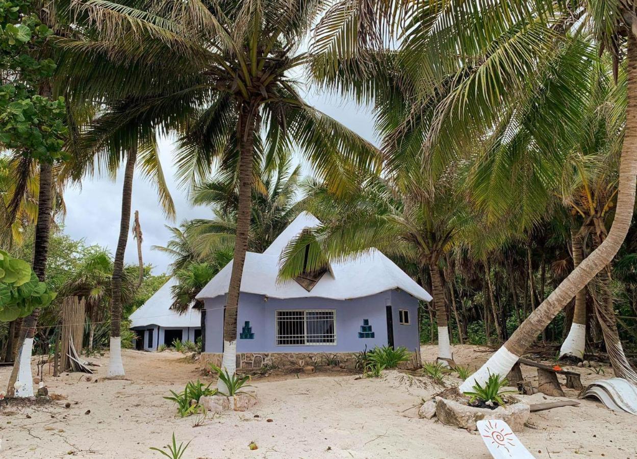 Chez Gigi - Eco Lodge Mahahual Buitenkant foto