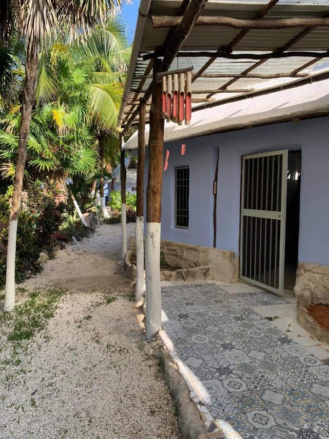 Chez Gigi - Eco Lodge Mahahual Buitenkant foto