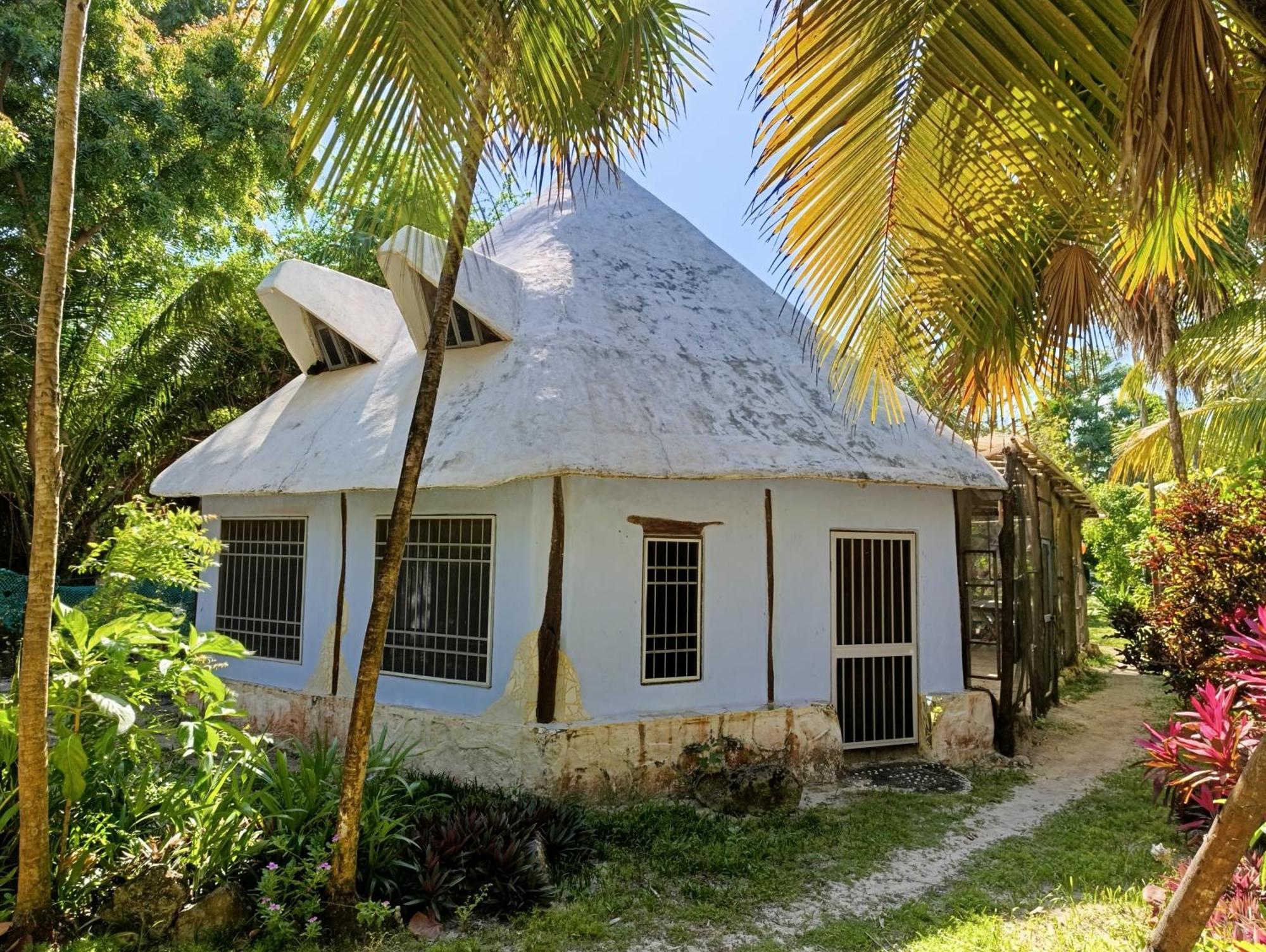 Chez Gigi - Eco Lodge Mahahual Buitenkant foto